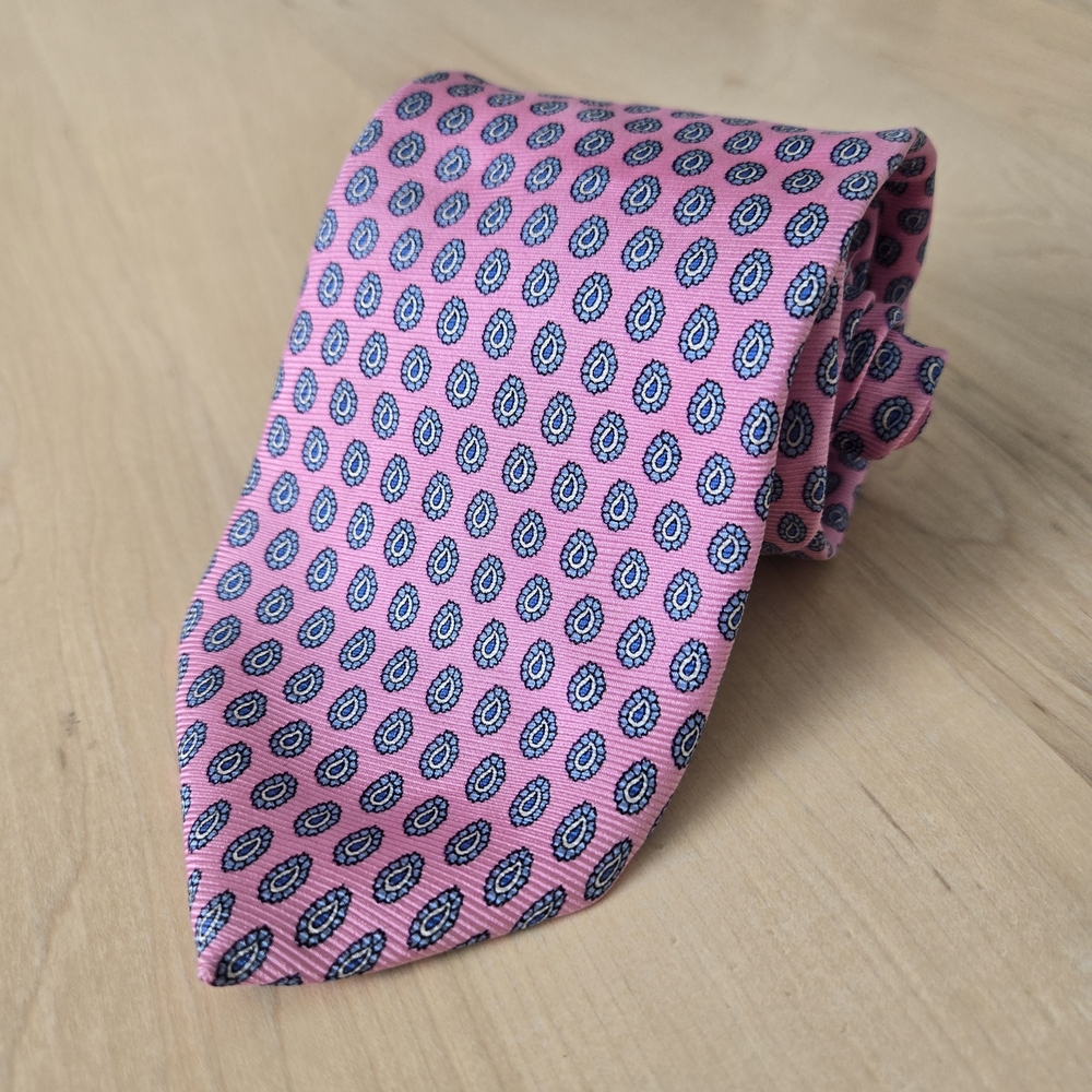 Brooks Brothers Pink Silk Tie with Blue Medallion Motif